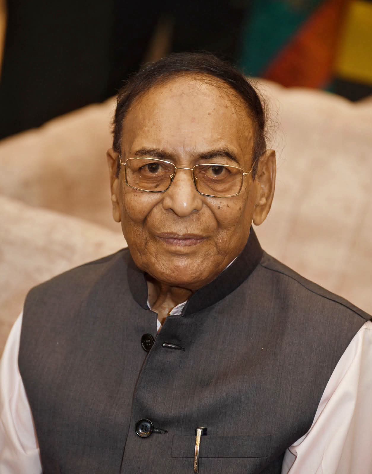 मौदा नगराध्यक्ष राजाभाऊ (प्रसन्ना) तिडके यांचे वडील शिक्षण महर्षी बाबुरावजी तिडके यांचे वयाच्या 85 व्या वर्षी निधन