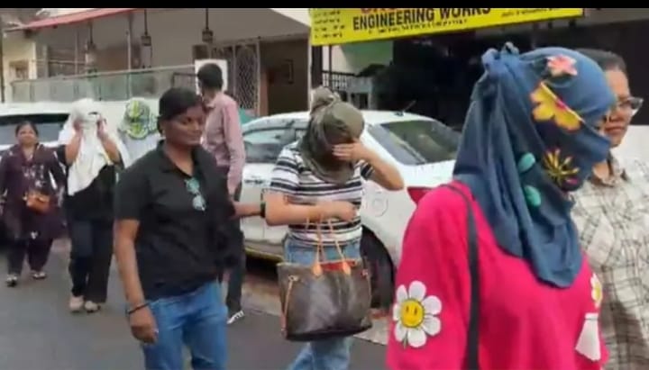 नागपुरच्या गोकुळपेठ मध्ये सुरु असलेल्या देहव्यापाराच्या अड्ड्यावर धाड; उज्बेकिस्तान मधील 2 तर परराज्यातील 3 वारांगनांची सुटका