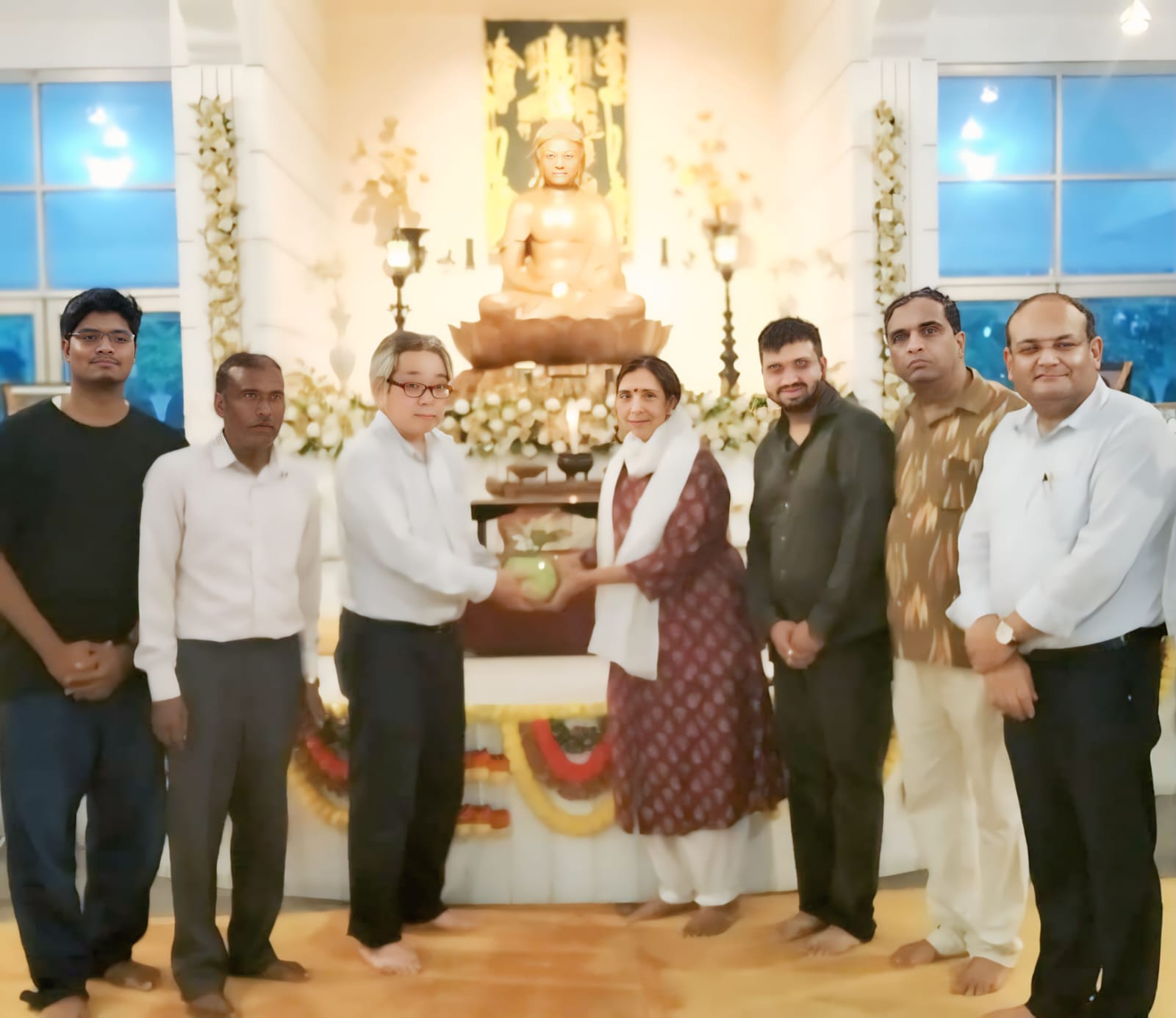 कामठी येथील ड्रॅगन पॅलेस टेम्पलला विख्यात जपानी उद्योजक सुझुकी यासुमी यांची सदिच्छा भेट
