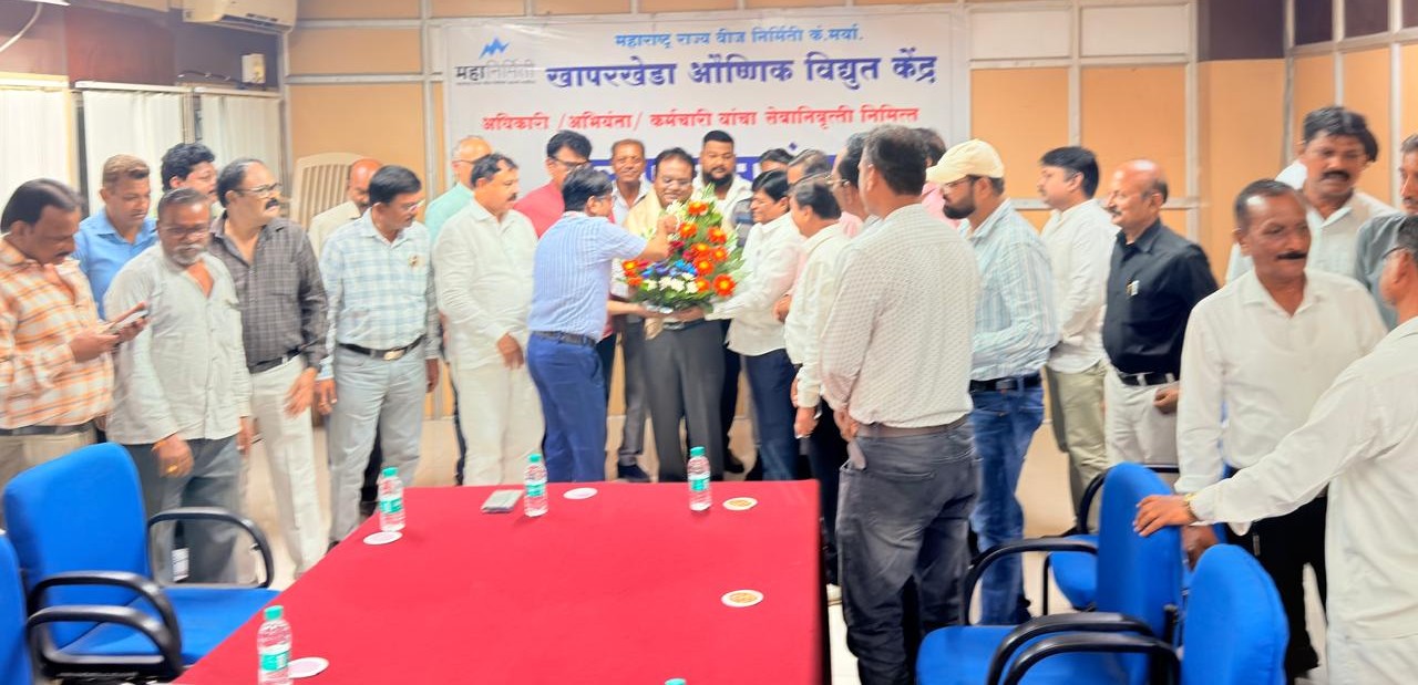 खापरखेडा कॉन्ट्रॅक्टर असोसिएशनतर्फे मुख्य अभियंता डॉ.भूषण शिंदे यांचे स्वागत